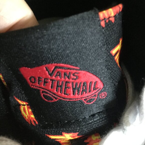 Vans Men's size 8 color black with flame colors excellent used condition high - Picture 4 of 8